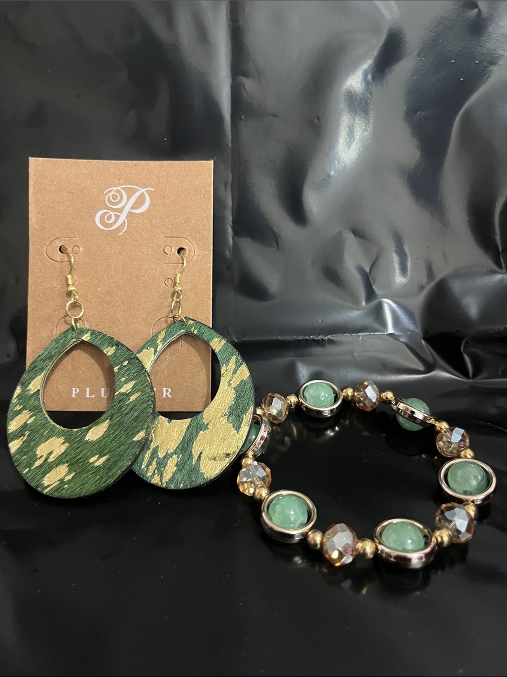 Plunder Green and Gold Teardrop Earrings with Green Stone Stretch Bracelet